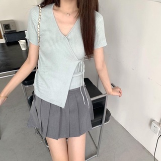 Áo montoghi buộc chéo