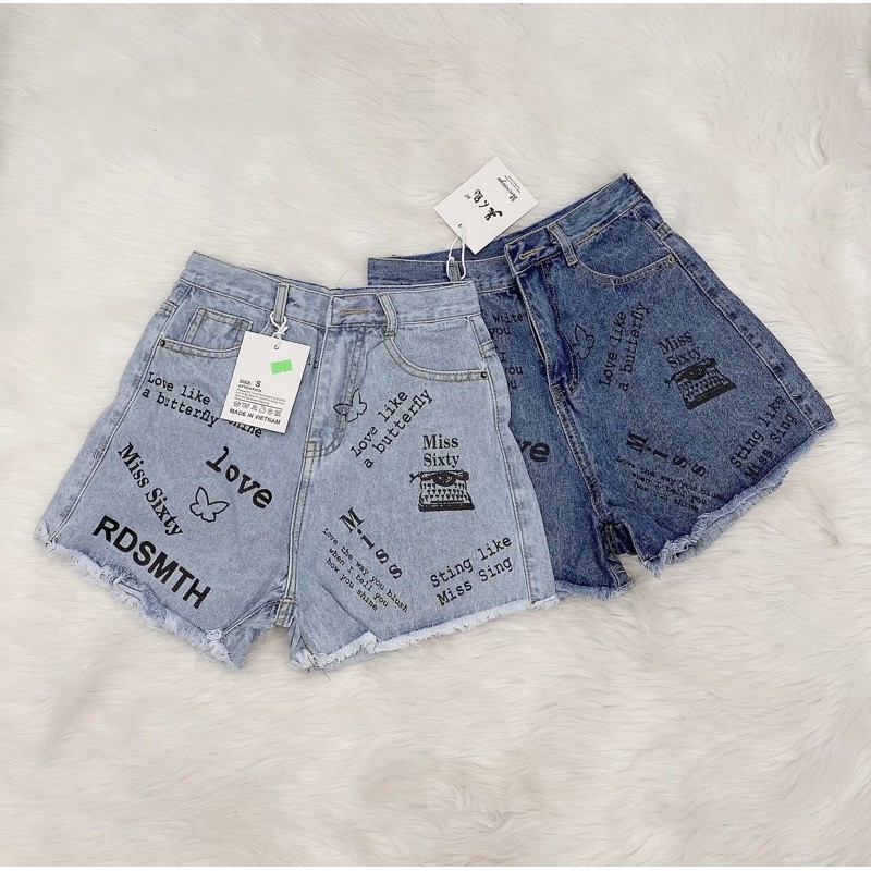 Quần short jeans in chữ