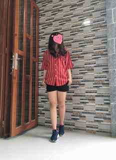 Áo Sơ mi oversize đỏ 2 sọc trắng - tay ngắn