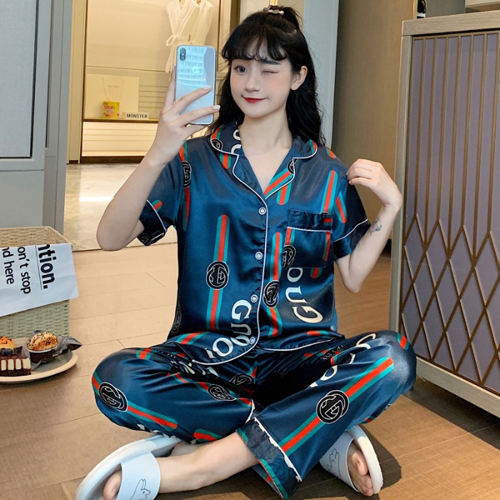 Set Đồ Ngủ Lụa Thời Trang Dành Cho Nữ