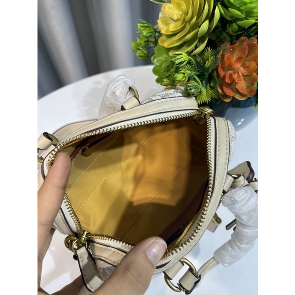 Túi Coach trống mini