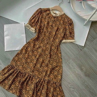 Váy lụa bầu hoa nhí siêu yêu.