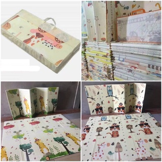 Thảm xốp chơi 2 mặt chống thấm gấp gọn - mẫu giao ngãu nhiên