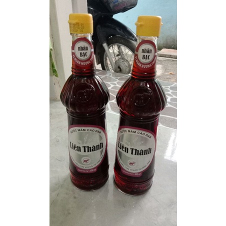 Nước mắm Liên Thành nhãn Bạc Loại 30 độ đạm nguyên chất, thơm ngon vị nguyên chất