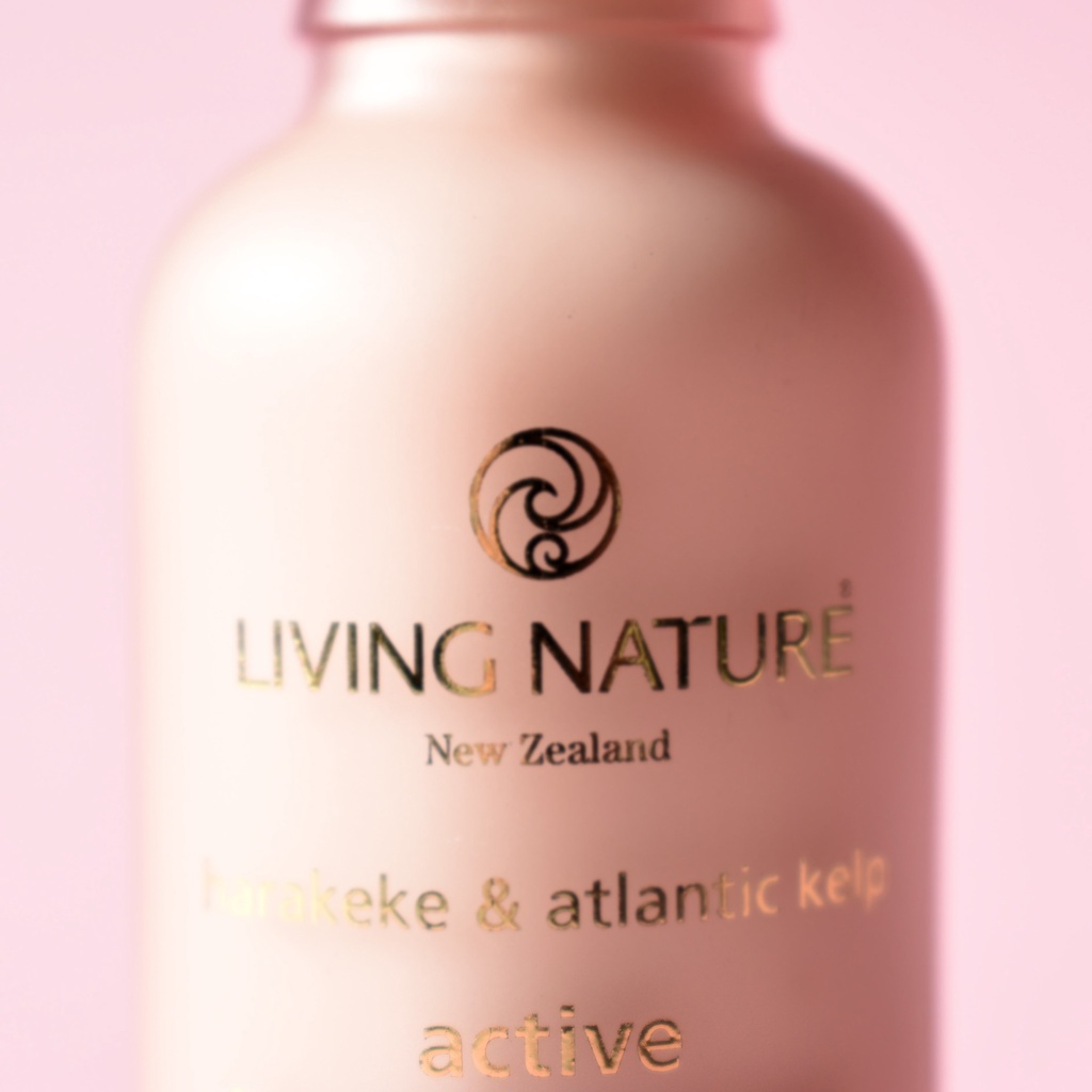 [Hỏa tốc] Serum dưỡng sáng da Active Brightening Serum Living Nature 30ml