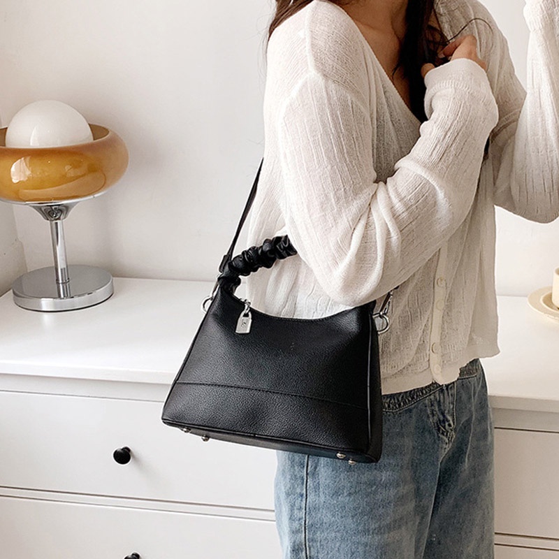 Túi Đeo Vai Dáng Xô Nhỏ Gọn Dễ Phối Đồ Thời Trang Cho Nữ