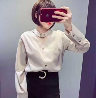 Sơ mi lụa cổ choker
