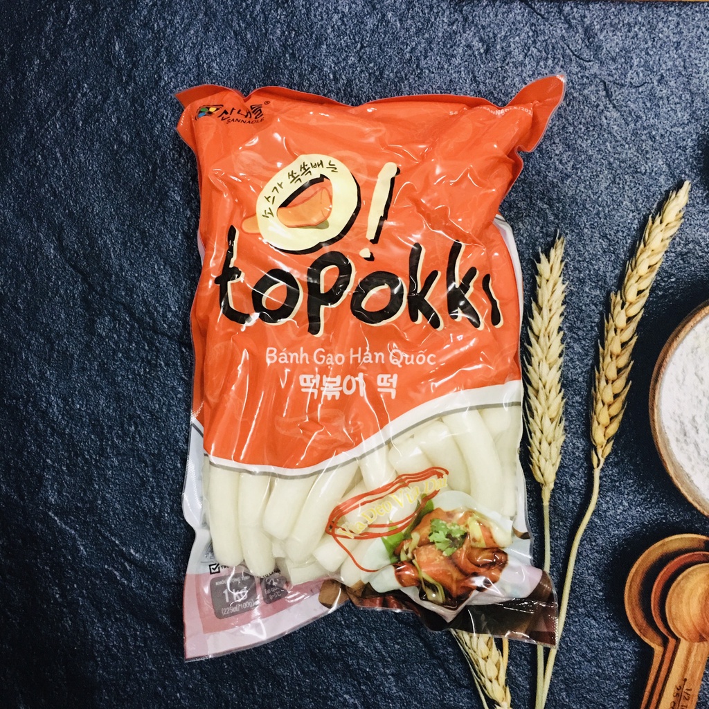 Bánh gạo tokbokki Hàn Quốc 250g kèm sốt nêm sẵn gia vị 100g