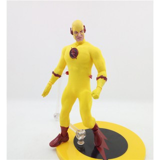Mô hình Reverse Flash Mezco
