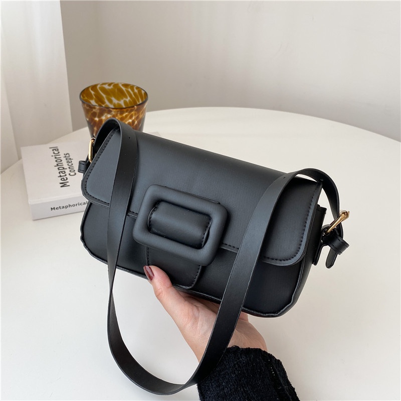 Women's bag 2021 summer new Thailand fashion brand Polly bag simple simple retro single shoulder baguette underarm bag