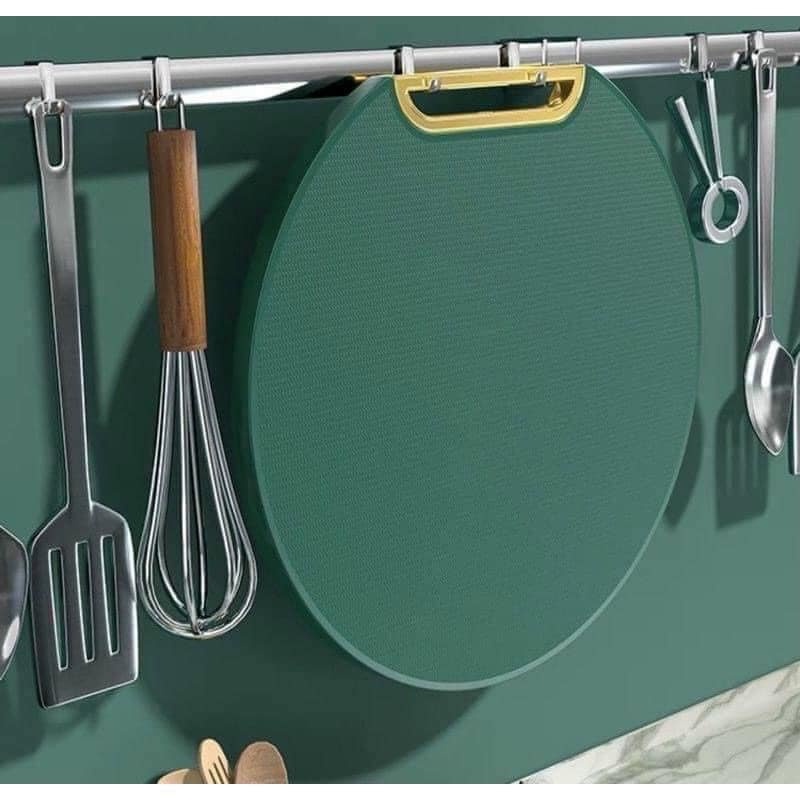 Thớt nhựa PE đa năng chống nấm mốc kháng khuẩn hình tròn đường kính 33cm vệ sinh dễ dàng miibooshi D2.114