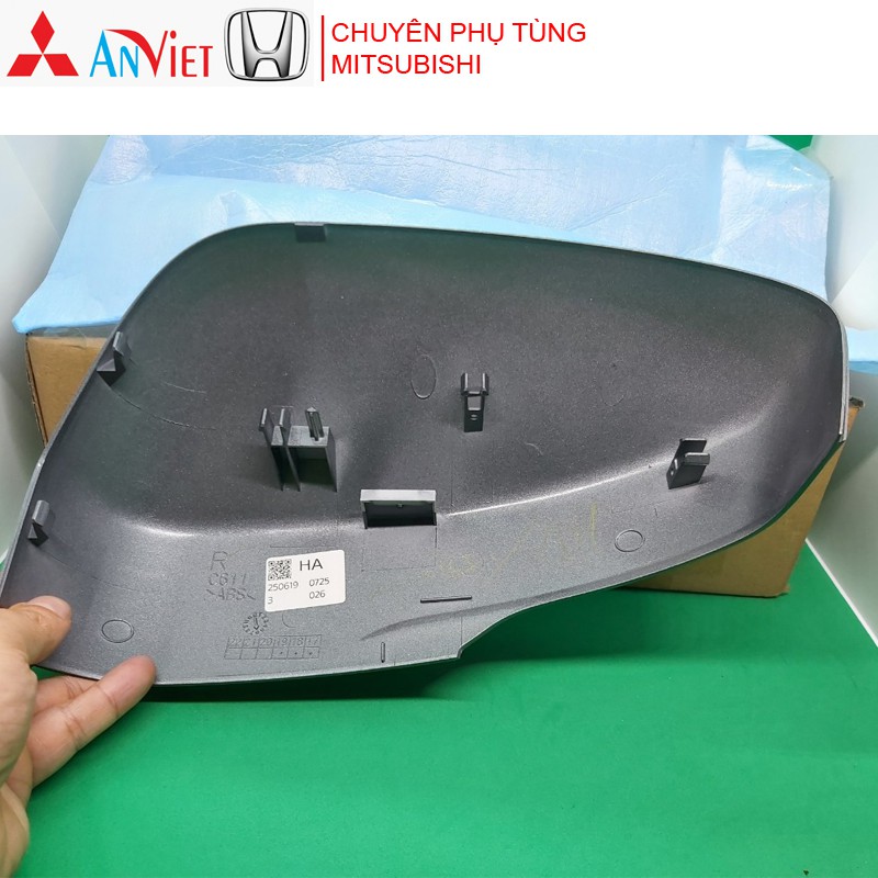 Ốp gương xe Mitsubishi Xpander, Loại Sơn, Hàng xịn chính hãng