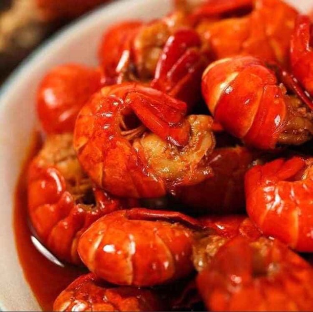Tôm hùm đất sốt cay