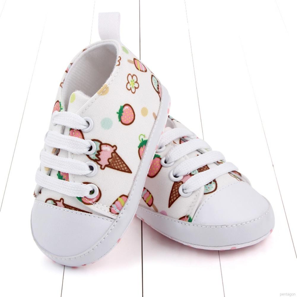 Giày vải canvas chống trượt hoạ tiết hoạt hình cho bé từ 0-18 tháng tuổi