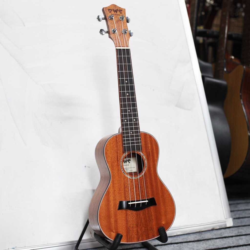 Đàn Ukulele Gỗ Thịt 100% Full Solid BWS BU300 Premium - Dòng sản phẩm cao cấp của BWS