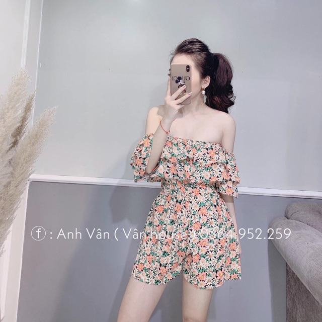 VAY Trả khách
