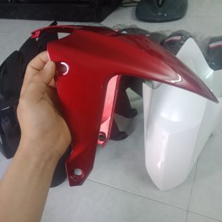 Dè Winner lắp Ex chắn bùn 90% màu Đỏ