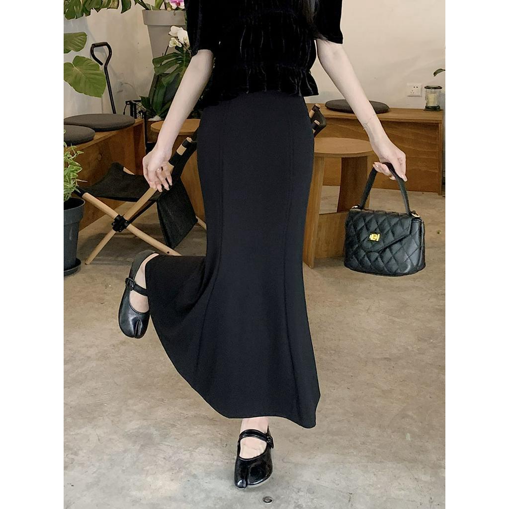 Chân Váy Đuôi Cá Lưng Cao Màu Đen Thời Trang Sành Điệu 61339