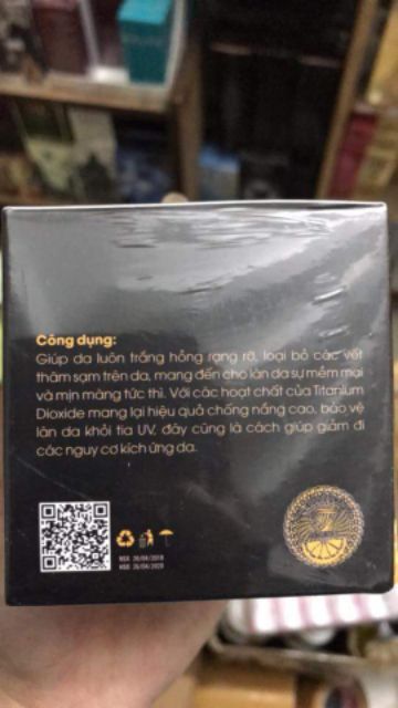 KEM DƯỠNG TRẮNG DA BODY CAM VITAMIN C