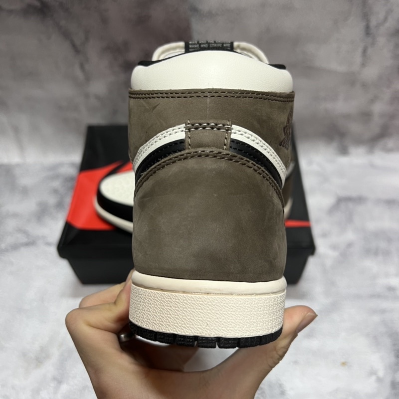 [KELLY SNEAKERS] Giày Sneaker Cổ Cao - Jordan 1 Dark Mocha Bản Cao Cấp (Ảnh Thật + Hàng Sẵn)