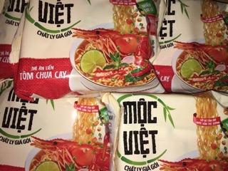 10 GÓI MỲ TÔM CHUA CAY MỘC VIỆT
