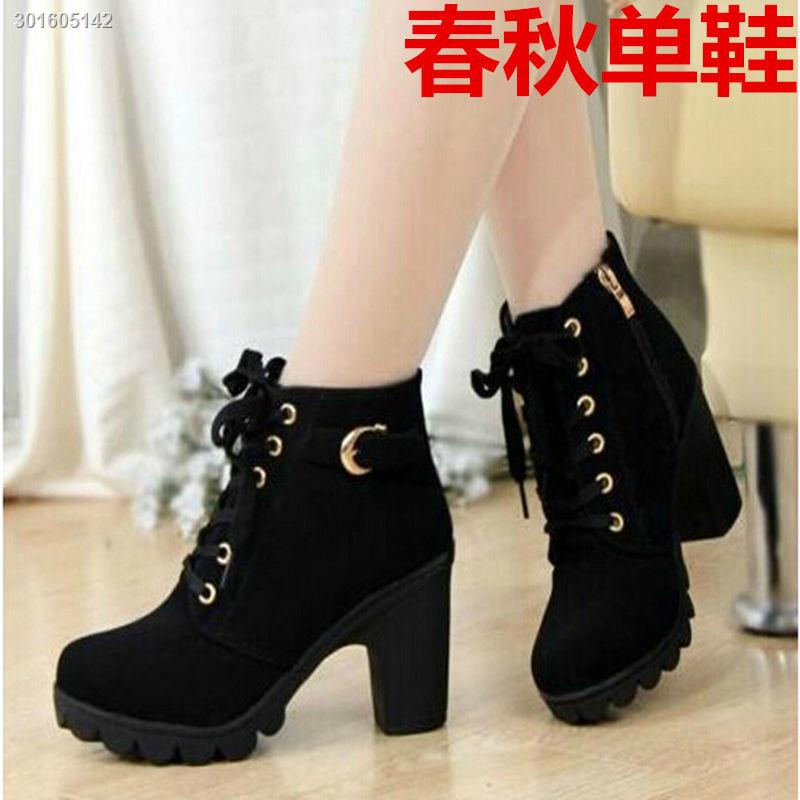 Đôi bốt gót vuông thời trang Hàn Quốc dành cho nữ 2021