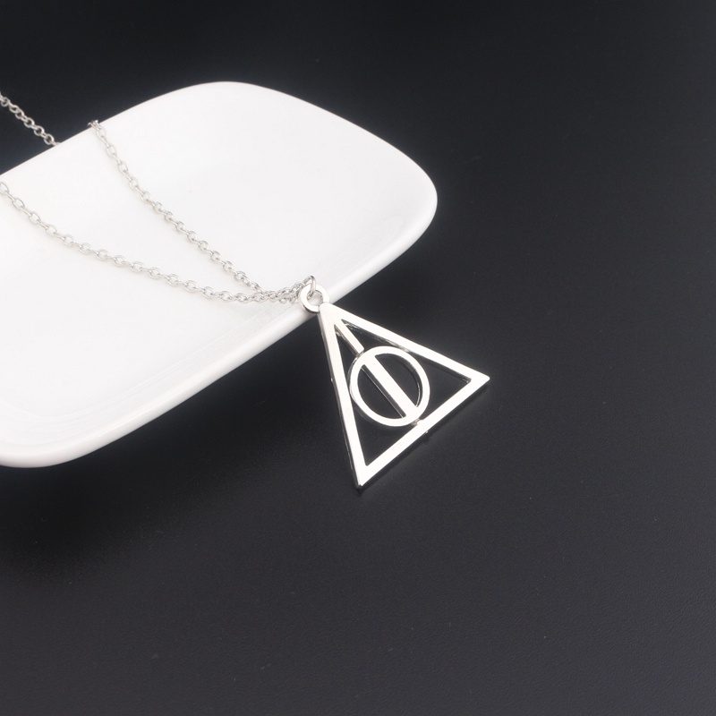 Vòng cổ Mặt Đồng Hồ Cát Hình Tam Giác Xoay Được Phim Luna Deathly Hallows Cho Nam Và Nữ