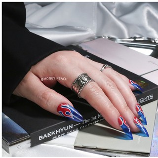 Set 24 Móng Tay Giả Họa Tiết Ngọn Lửa Độc Đáo Thời Trang