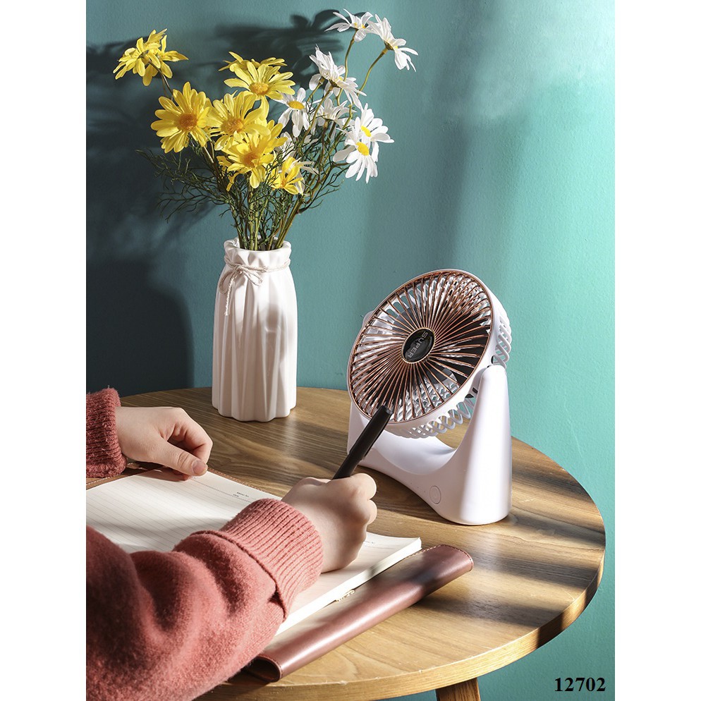 Quạt tích điện mini SUPER FAN 💥FreeShip💥 Quạt tích điện với 3 cấp độ gió siêu mát Tiện ích để bàn cầm tay,để trên ô tô. | BigBuy360 - bigbuy360.vn