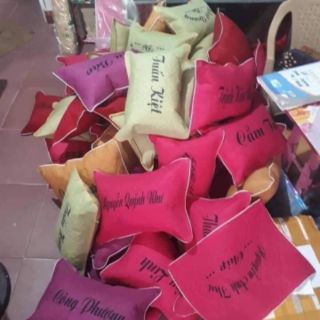 Gối in tên bé đi học