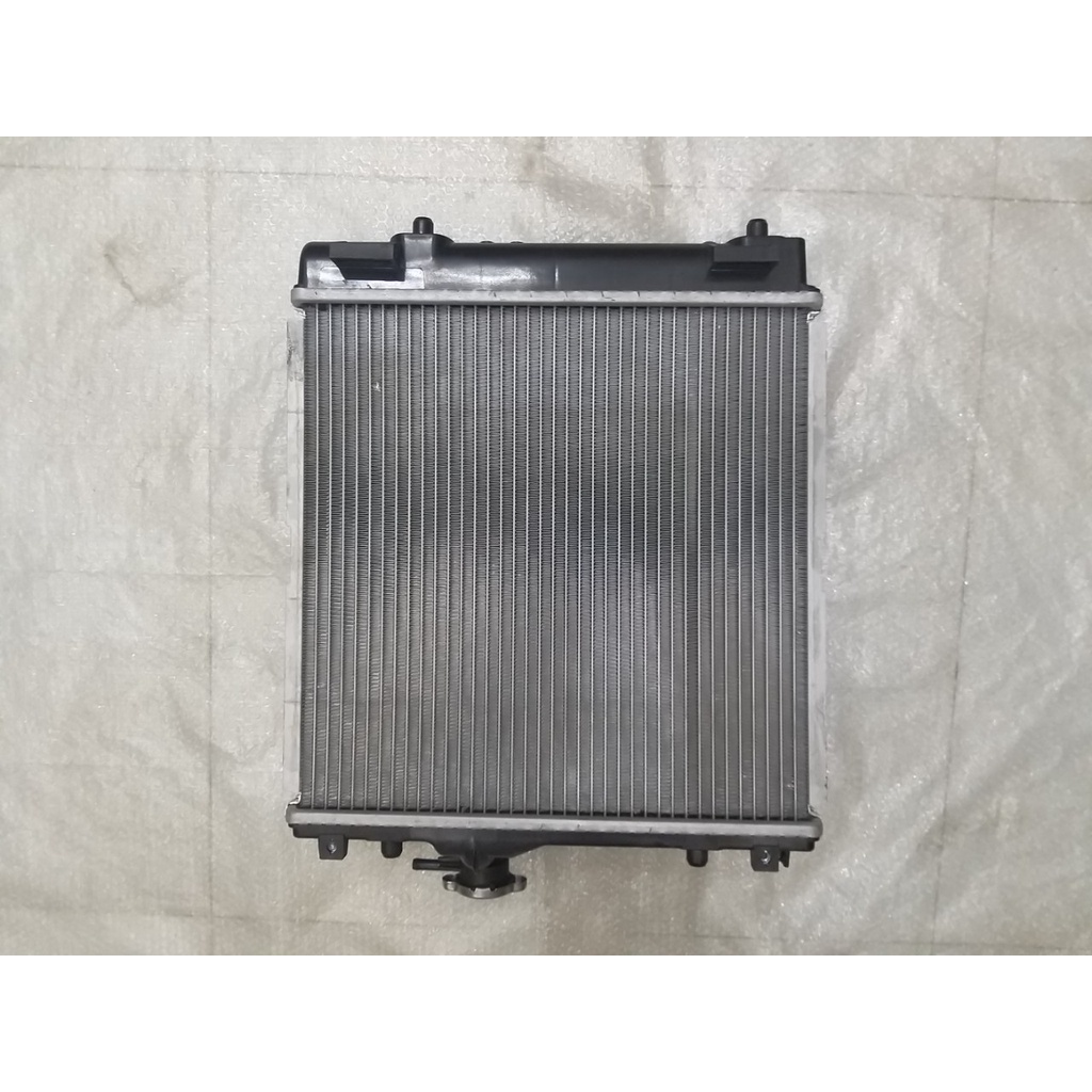 Két nước làm mát Két nước giải nhiệt Suzuki Wagon R+ 2001-2007 Máy F10A Loại tốt dày