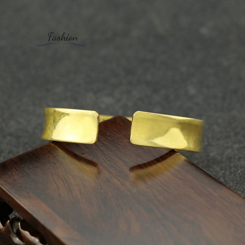 Vòng Đeo Tay Dạng Mở Bằng Đồng Thau Thiết Kế Phong Cách Tây Tạng Cổ Điển Thoải Mái Cho Nam Và Nữ