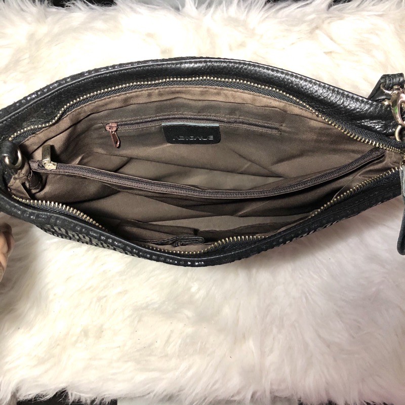 Clucht da thật hiệu