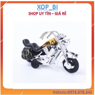 Mô hình xe moto , xe máy trang trí bánh sinh nhật