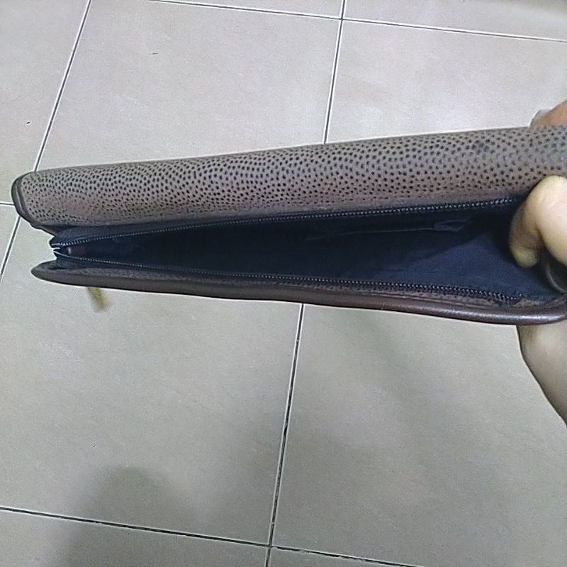 Túi si da độc lạ