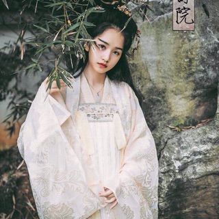 Hán phục vinh cơ