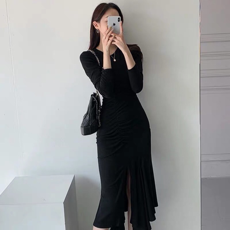 Váy body dài tay đuôi cá xẻ trước sang chảnh