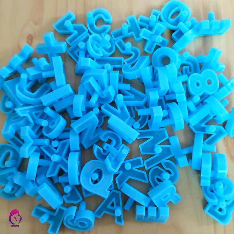 Set 80 chữ cái và chữ số bằng nhựa nhiều màu có nút ghim trang trí độc đáo