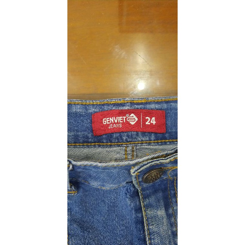 Chân váy jeans size S của Genviet