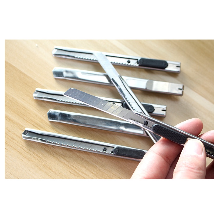 Dao rọc giấy mini nhỏ gọn, dọc giấy văn phòng loại xịn D01 và D02