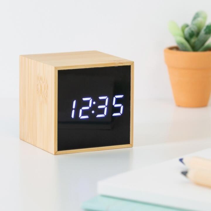 Đồng Hồ ARTBOX Hàn Quốc Bề Mặt Tráng Gương Khung Gỗ Màu Nâu