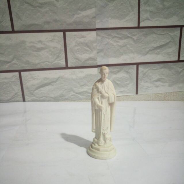 95. Tượng Thánh Martino cao 10 trắng