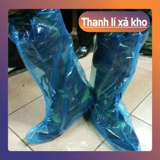 Ủng nilon bọc giày đi mưa
