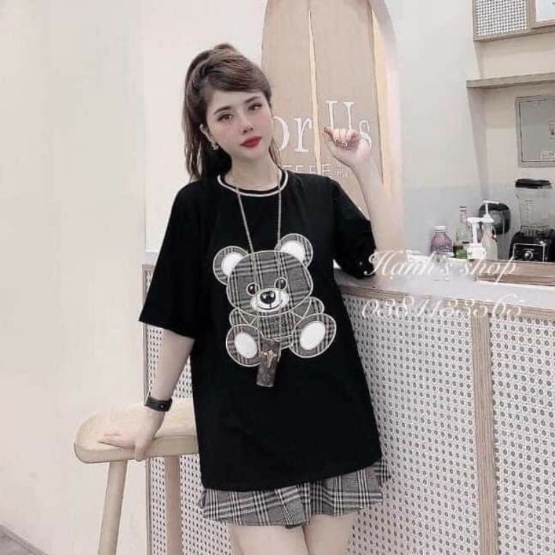 Set áo phông hình gấu chân váy xoè.