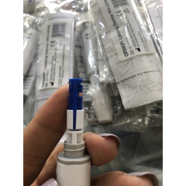 Bút lấy máu thử đường- tặng kèm 10 kim