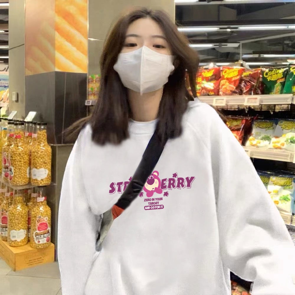 Áo Thun Sweater Mỏng Tay Dài Dáng Rộng In Hình Gấu / Dâu Tây Dễ Thương Cho Nữ