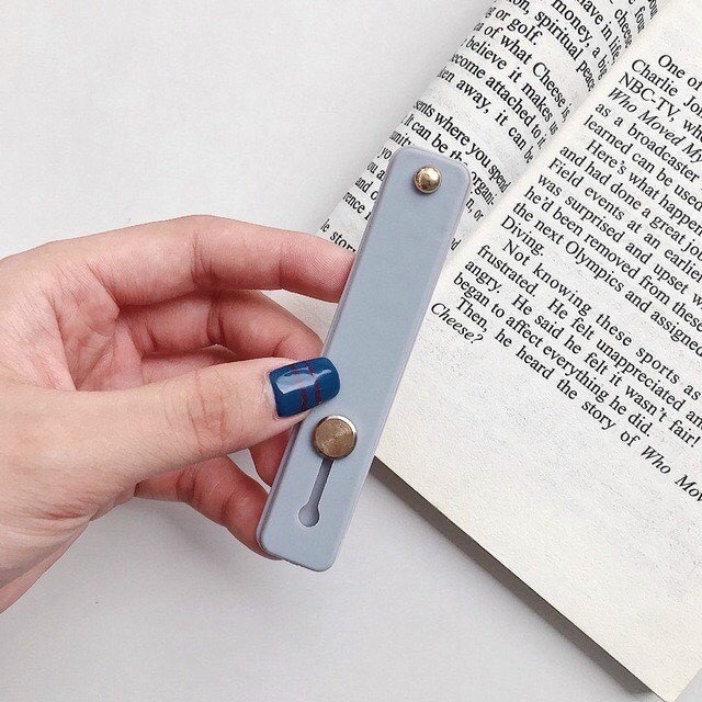 Giá đỡ đeo tay gắn sau lưng điện thoại - Tiện lợi, nhỏ gọn chắc chắn | BigBuy360 - bigbuy360.vn