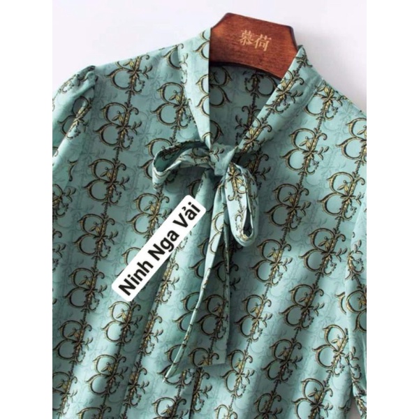 Vải lụa satin chữ