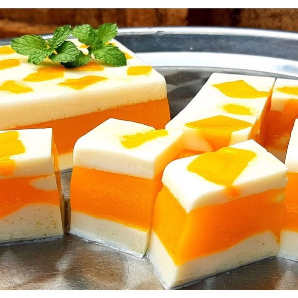 Bột Bí Đỏ 100% Nguyên Chất Sấy Lạnh Gói 50g/100gr/200gr/300gr Chuyên Tạo Màu Thực Phẩm Làm Bánh Nấu Cháo Cho Bé ăn Dặm