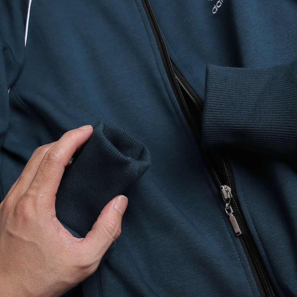 (HÀNG XUẤT XỊN) Áo khoác DAS THỂ THAO  Chất poly 2 da dày mịn , full tem tag mạc , logo THÊU trực tiếp